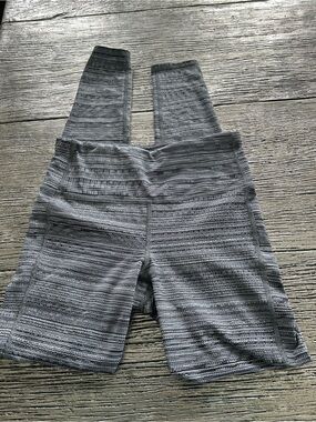Athleta Gray Striped High-Rise Leggings